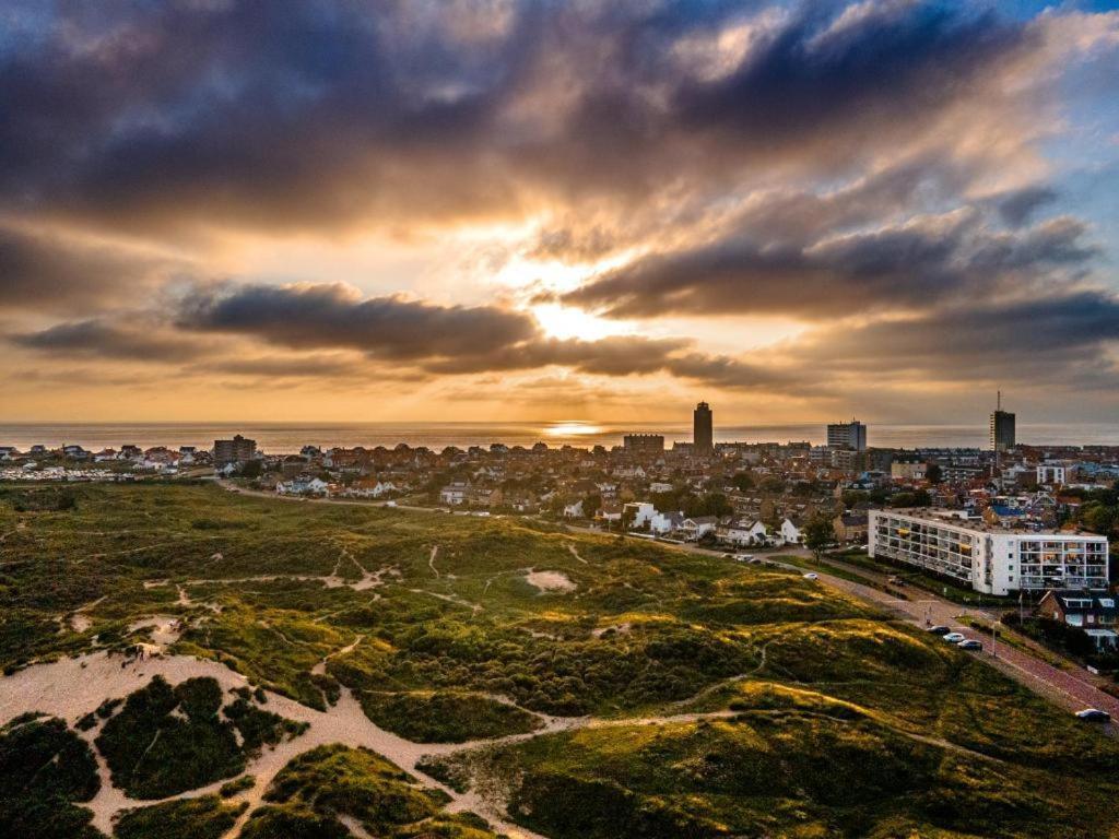 Luxury Upstairs & Downstairs Apartments Zandvoort Exteriör bild